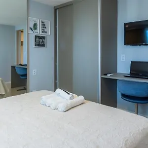  Apartamento Flat E Sala, 400 Metros Da De Boa Viagem, Com Piscina, Wi-fi 220mbps